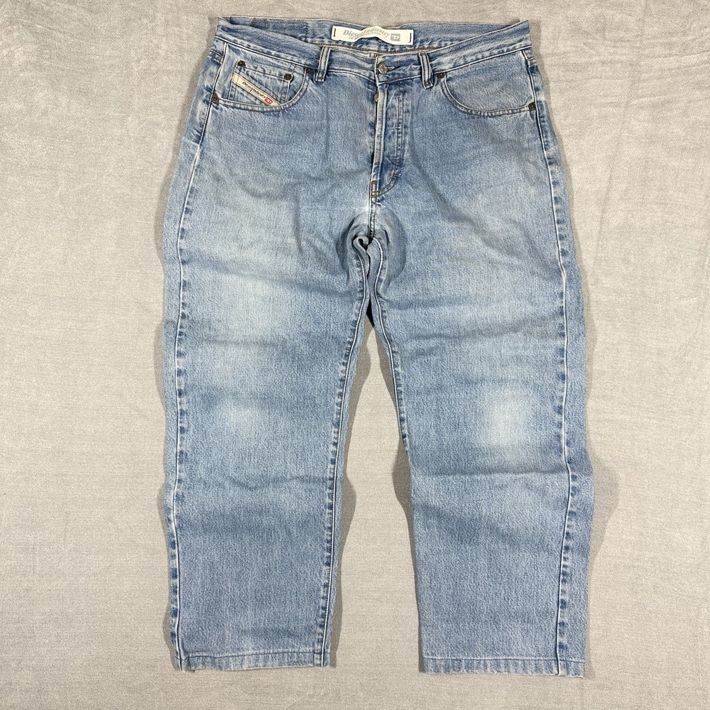 Diesel Jeans Mens 34x27‎ Blue Vintage Cheyenne Button Fly Denim Light Wash Italy